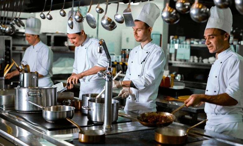 The Rise of Cloud Kitchens: A New Era in the Food & Beverage Industry