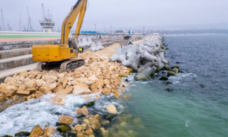 Why Regular Boat Lift Service Extends the Life of Your Investment